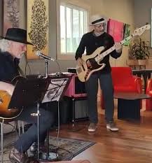 Un soir de musique au Onze Onze Café du Village